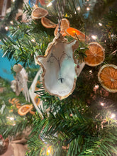 Load image into Gallery viewer, Custom Oyster Shell Ornament Pre-Order
