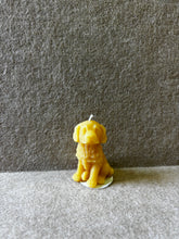 Load image into Gallery viewer, 100% Local Beeswax Candles | Made by Quartz and Company
