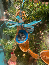 Load image into Gallery viewer, Custom Oyster Shell Ornament Pre-Order
